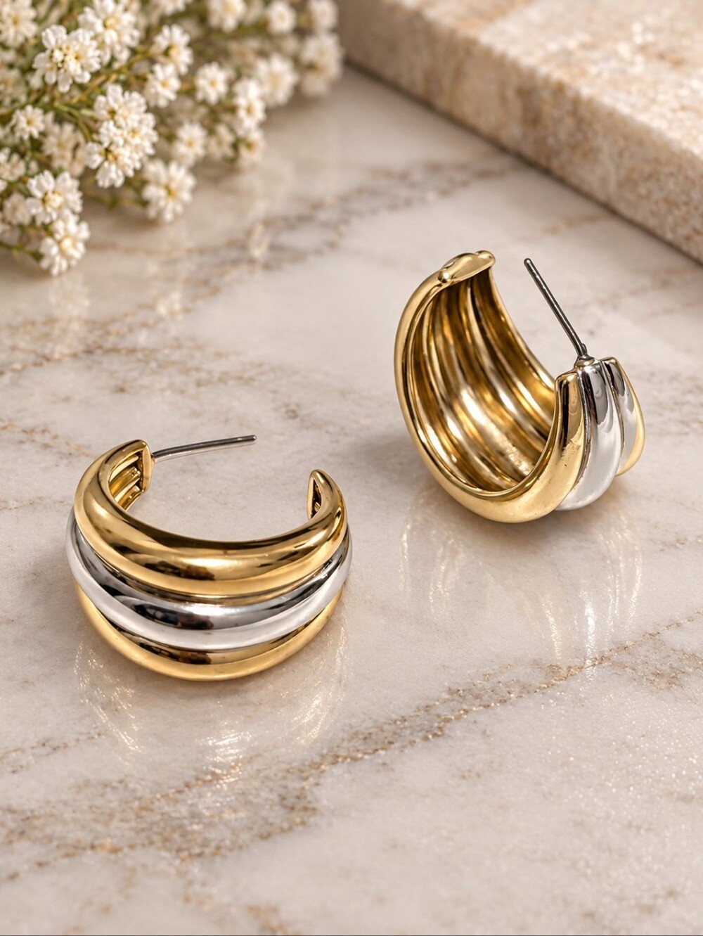 BaubleBar Gina Hoop Earrings
